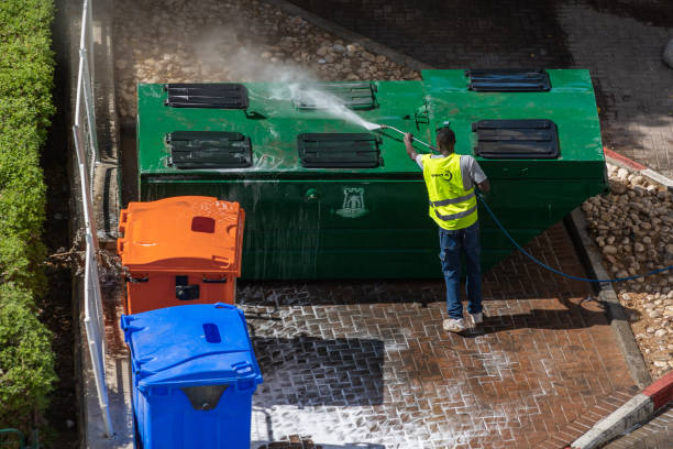 Why Choose Our Certified Pressure Washing Experts for Your Project Needs in Buttonwillow, CA?